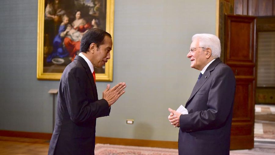 Presiden Jokowi menghadiri jamuan makan malam oleh Presiden Italia, Roma, 30 Oktober 2021. (Muchlis Jr - Biro Pers Sekretariat Presiden)