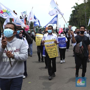 Demo Pecah, Damri Didesak Bayar Tunggakan Gaji Karyawan