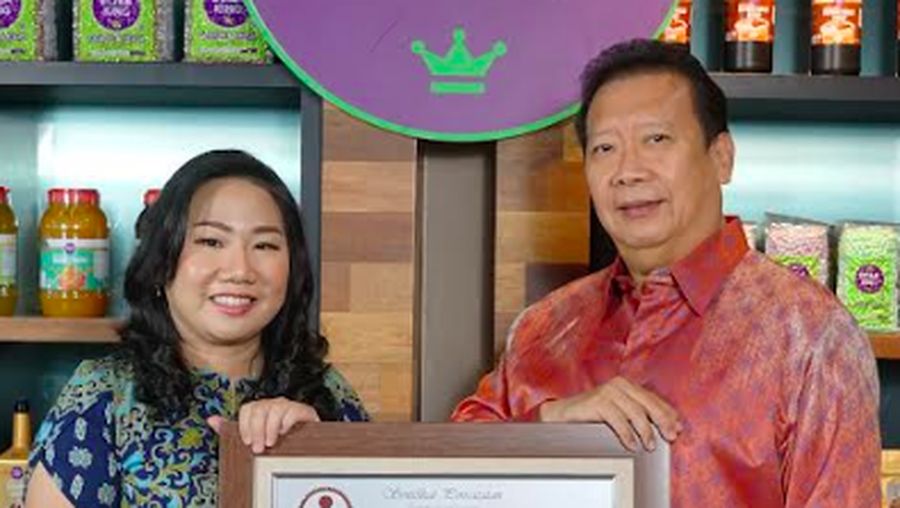 Emiten produsen minuman boba, PT Formosa Ingredient Factory Tbk (BOBA), mencatatkan saham perdana (initial public offering/IPO) di Bursa Efek Indonesia (BEI), Senin (1/11/2021). dok BEI