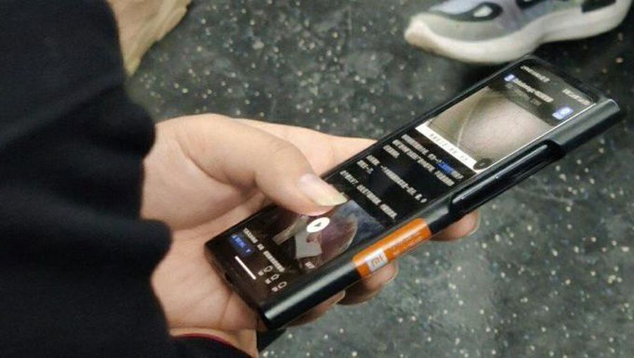 Gambar Diduga Xiaomi 12 (Tangkapan Layar Twitter @stufflistings)