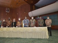 PLN Teken 13 MoU, Kementerian Investasi: Ini Sejarah Bagi PLN