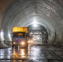 Gangguan Proyek Kereta Cepat Muncul Lagi, Luhut Gerak Cepat!