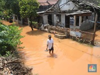 Setelah Laut dan Sungai, Ada Temuan Tanggul di Bekasi Bersertifikat