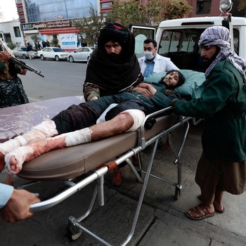 Afghanistan Ngeri, Baku Tembak & Bom Meledak di RS Kabul