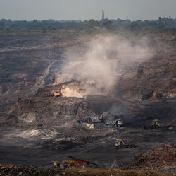 Produksi China Tertinggi Sejak 2015, Harga Batu Bara Melempem