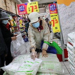 Kronologi China Minta Warga Timbun Pangan hingga Panic Buying