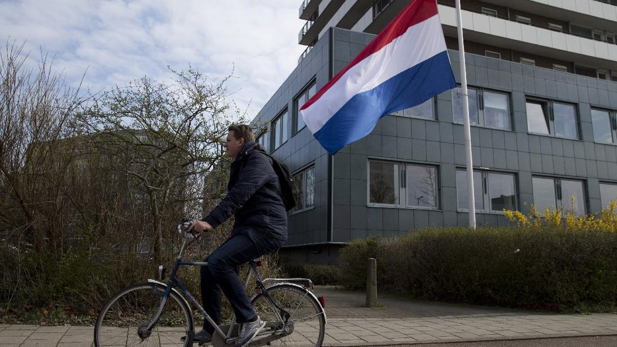 25.000 PNS Mau Dihapus Diganti AI, Belanda Hemat Besar-besaran