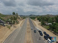 Jalanan Ini Bukan di Eropa, Tapi di Pulau Lombok!