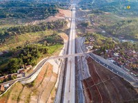 Sudah Desember, Pak Jokowi Kapan Tol-tol Ini Diresmikan?