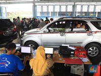 Ramai! Antrean Uji Emisi Gratis Kendaraan Bermotor di Jakarta