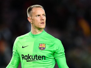 Ter Stegen Bantah Cerai karena Istri Selingkuh: Berita Palsu!