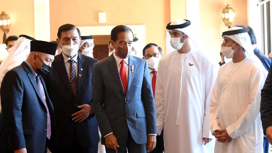 Presiden Joko Widodo mengikuti Indonesia – PEA Investment Forum yang berlangsung di Dubai, Kamis, 4 November 2021. (Biro Pers Sekretariat Presiden/ Rusman)