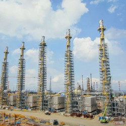 RI Bakal Punya Kilang Minyak Raksasa Baru, Beroperasi Penuh 2025