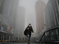 Setop Polusi Udara: Australia Lockdown, China 'Bunuh' PLTU