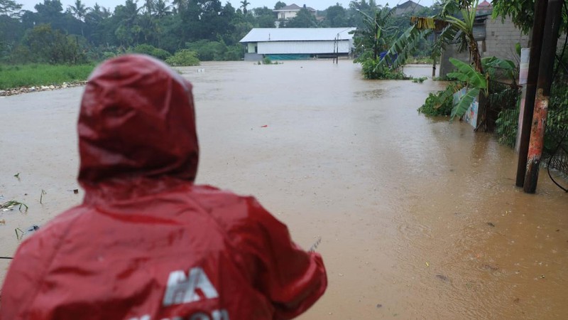 Banjir di Pasir Putih, Depok, Jawa Barat. (CNBC Indonesia/Muhammad Sabki)
