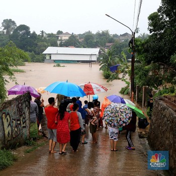 Intip Banjir Seperti Lautan di Jalan Pasir Putih Depok
