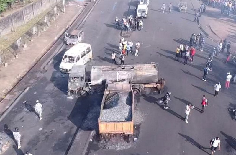 SIERRA LEONE-ACCIDENT/ Burnt collided trucks are pictured after a fuel tanker explosion in Freetown, Sierra Leone November 6, 2021. National Disaster Management Agency-Sierra Leone/Handout via REUTERS THIS IMAGE HAS BEEN SUPPLIED BY A THIRD PARTY. NO RESALES. NO ARCHIVES.