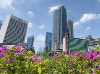 BCA Sulap Sampah Kartu ATM jadi Paving Block