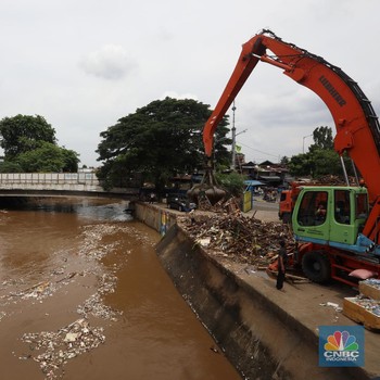 Begini Penampakan Terkini di Pintu Air Manggarai Jakarta