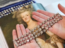 Gelang Bekas Ratu Prancis Marie Antoinette Laku Rp 114 M!