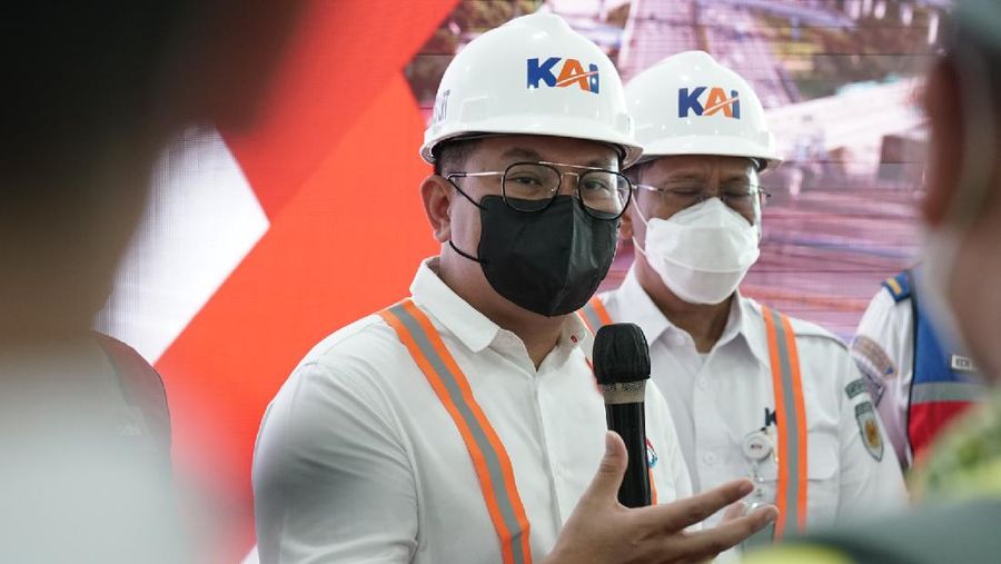 Kunjungan ke Depo LRT Jabodebek. (Dok: Bank Mandiri)