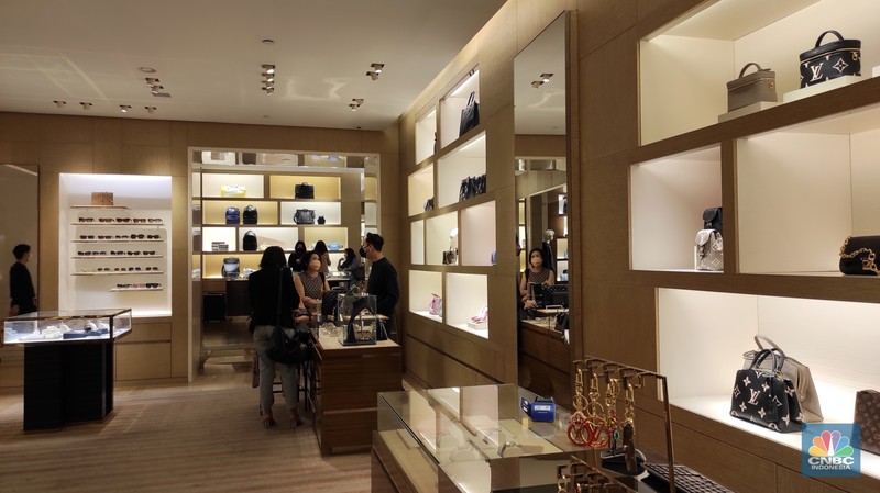 Louis Vuitton (CNBC Indonesia/Andrean Kristianto)