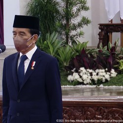 Jokowi Anugerahkan Pahlawan Nasional Kepada 4 Tokoh Ini