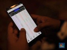 4 Saham Naik Gila-gilaan, Kena Semprit BEI
