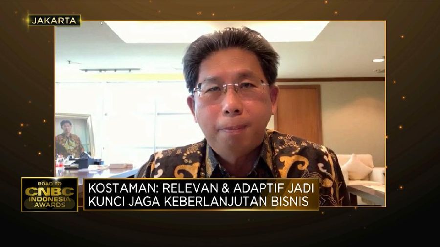 Kostaman Thayib dalam acara CNBC Indonesia Award