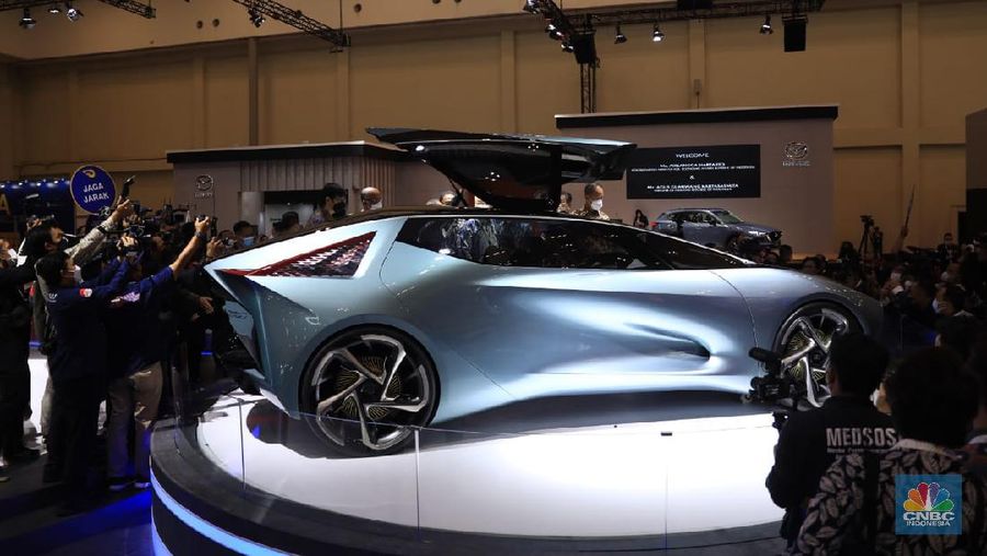Lexus LF-30 Electrified di pamerkan di booth GIIAS 2021, Tangerang, Banten, Kamis, (11/11/2021). (CNBC Indonesia/Muhammad Sabki)