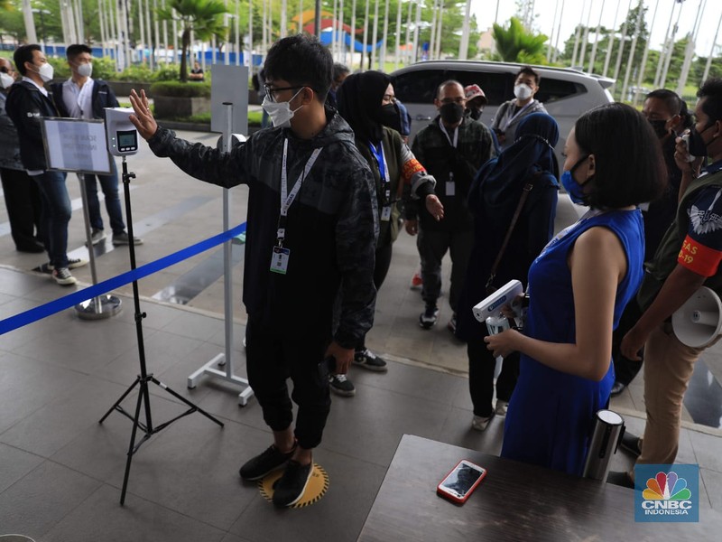 Ketua Umum Gaikindo Yohannes Nangoi (CNBC Indonesia/Muhammad Sabki) Ketua Umum Gaikindo Yohannes Nangoi (CNBC Indonesia/Muhammad Sabki)