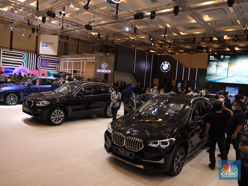BMW M4 Competition X KITH dipamerkan di ajang Gaikindo Indonesia International Auto Show (GIIAS) 2021, Jumat, (12/11/2021). (CNBC Indonesia/Muhammad Sabki)