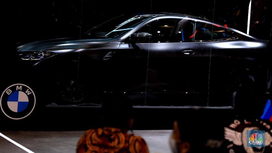 BMW M4 Competition X KITH dipamerkan di ajang Gaikindo Indonesia International Auto Show (GIIAS) 2021, Jumat, (12/11/2021). (CNBC Indonesia/Muhammad Sabki)