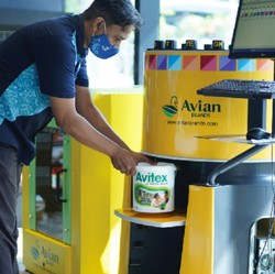 Laba Emiten Cat Crazy Rich Surabaya (AVIA) Stagnan di Semester I-2024
