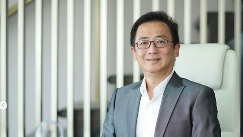 Billionaire tobacco tycoon Michael Bambang Hartono, 78, who is competing in bridge for Indonesia at the 2018 Asian Games, speaks at a press conference at the Jakarta International Expo in Jakarta on August 22, 2018. (Photo by ANTHONY WALLACE / AFP)