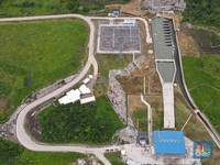 Foto udara suasana PLTA Rajamandala di Desa Cihea, Kecamatan Haurwangi, Kabupaten Cianjur, Jawa Barat, Kamis (11/11/2021). PLTA Rajamandala memiliki kepasitas 47 Megawatt (MW) ini beroperasi sejak Mei 2019. PLTA Rajamandala memanfaatkan aliran sungai