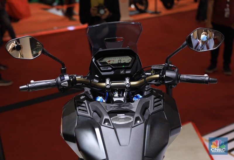 PT Astra Honda Motor (AHM) merilis motor sport adventure turing 150cc pertama di Indonesia yaitu New CB150X. (CNBC Indonesia/Muhammad Sabki)