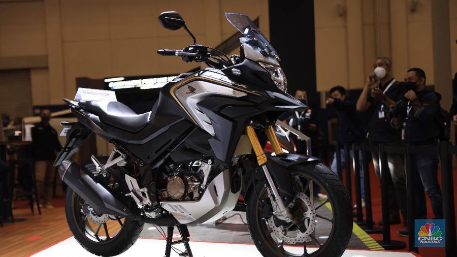 PT Astra Honda Motor (AHM) merilis motor sport adventure turing 150cc pertama di Indonesia yaitu New CB150X. (CNBC Indonesia/Muhammad Sabki)
