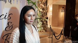 Kalina Oktarani Perang Komentar dengan Ibunda Vicky Prasetyo