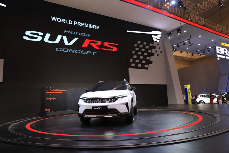 Mobil Konsep di GIIAS 2021, Lexus LF-30 Electrified concept (CNBC Indonesia/Muhammad Sabki)