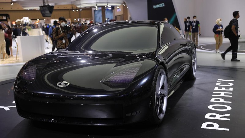 Mobil Konsep di GIIAS 2021, Lexus LF-30 Electrified concept (CNBC Indonesia/Muhammad Sabki)
