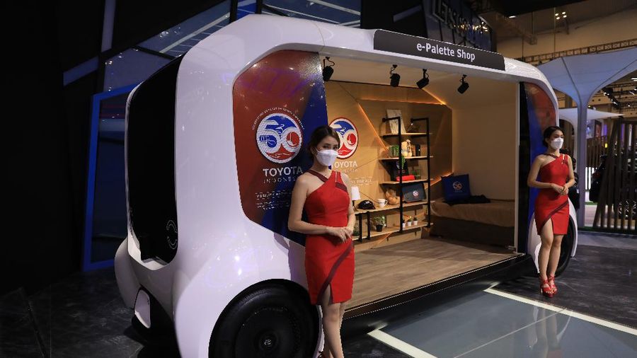 Mobil Konsep di GIIAS 2021, Lexus LF-30 Electrified concept (CNBC Indonesia/Muhammad Sabki)