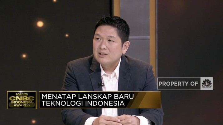 Managing Partner of Indogen Capital, Chandra Firmanto di CNBC Indonesia Awards 2021 (Senin, 15/11/2021) Managing Partner of Indogen Capital, Chandra Firmanto di CNBC Indonesia Awards 2021 (Senin, 15/11/2021)