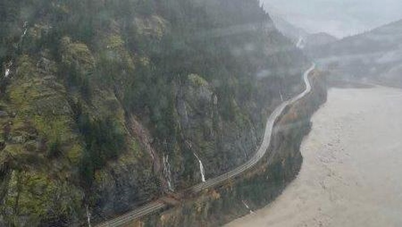An aerial view shows the damage caused by floods and landslide near Sea Bird Island, British Columbia, Canada, November 15, 2021. B.C. Ministry of Transportation and Infrastructure/Handout via REUTERS   NO RESALES. NO ARCHIVES. THIS IMAGE HAS BEEN SUPPLIED BY A THIRD PARTY. MANDATORY CREDIT
