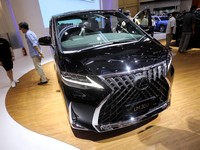 Mobil Lexus Turun Harga Rp 500 Juta, Begini Penampakannya