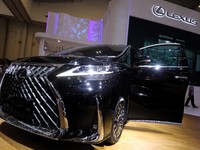 Muncul Lexus LM350, Mobil 'Penghancur' Alphard Murah?