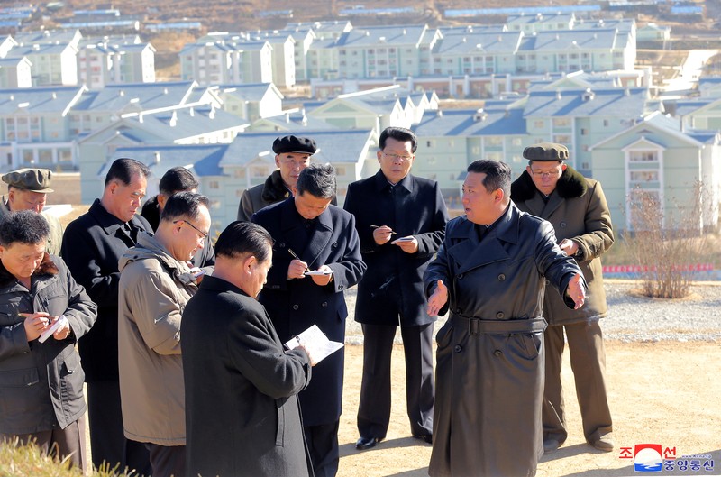 NORTHKOREA-ECONOMY/ North Korean leader Kim Jong Un gives field guidance during a visit to Samjiyon City, North Korea in this undated photo released on November 16, 2021 by North Korea's Korean Central News Agency (KCNA). KCNA via REUTERS ATTENTION EDITORS - THIS IMAGE WAS PROVIDED BY A THIRD PARTY. REUTERS IS UNABLE TO INDEPENDENTLY VERIFY THIS IMAGE. NO THIRD PARTY SALES. SOUTH KOREA OUT. NO COMMERCIAL OR EDITORIAL SALES IN SOUTH KOREA.