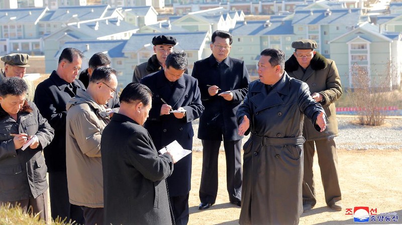 North Korean leader Kim Jong Un gives field guidance during a visit to Samjiyon City, North Korea in this undated photo released on November 16, 2021 by North Korea's Korean Central News Agency (KCNA). KCNA via REUTERS ATTENTION EDITORS - THIS IMAGE WAS PROVIDED BY A THIRD PARTY. REUTERS IS UNABLE TO INDEPENDENTLY VERIFY THIS IMAGE. NO THIRD PARTY SALES. SOUTH KOREA OUT. NO COMMERCIAL OR EDITORIAL SALES IN SOUTH KOREA.