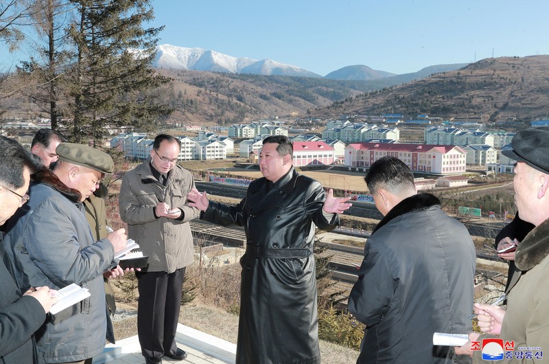 North Korean leader Kim Jong Un gives field guidance during a visit to Samjiyon City, North Korea in this undated photo released on November 16, 2021 by North Korea's Korean Central News Agency (KCNA). KCNA via REUTERS ATTENTION EDITORS - THIS IMAGE WAS PROVIDED BY A THIRD PARTY. REUTERS IS UNABLE TO INDEPENDENTLY VERIFY THIS IMAGE. NO THIRD PARTY SALES. SOUTH KOREA OUT. NO COMMERCIAL OR EDITORIAL SALES IN SOUTH KOREA.