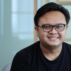 Berusia 32 Tahun, Dyota Marsudi Jadi Bos Bank Aladin